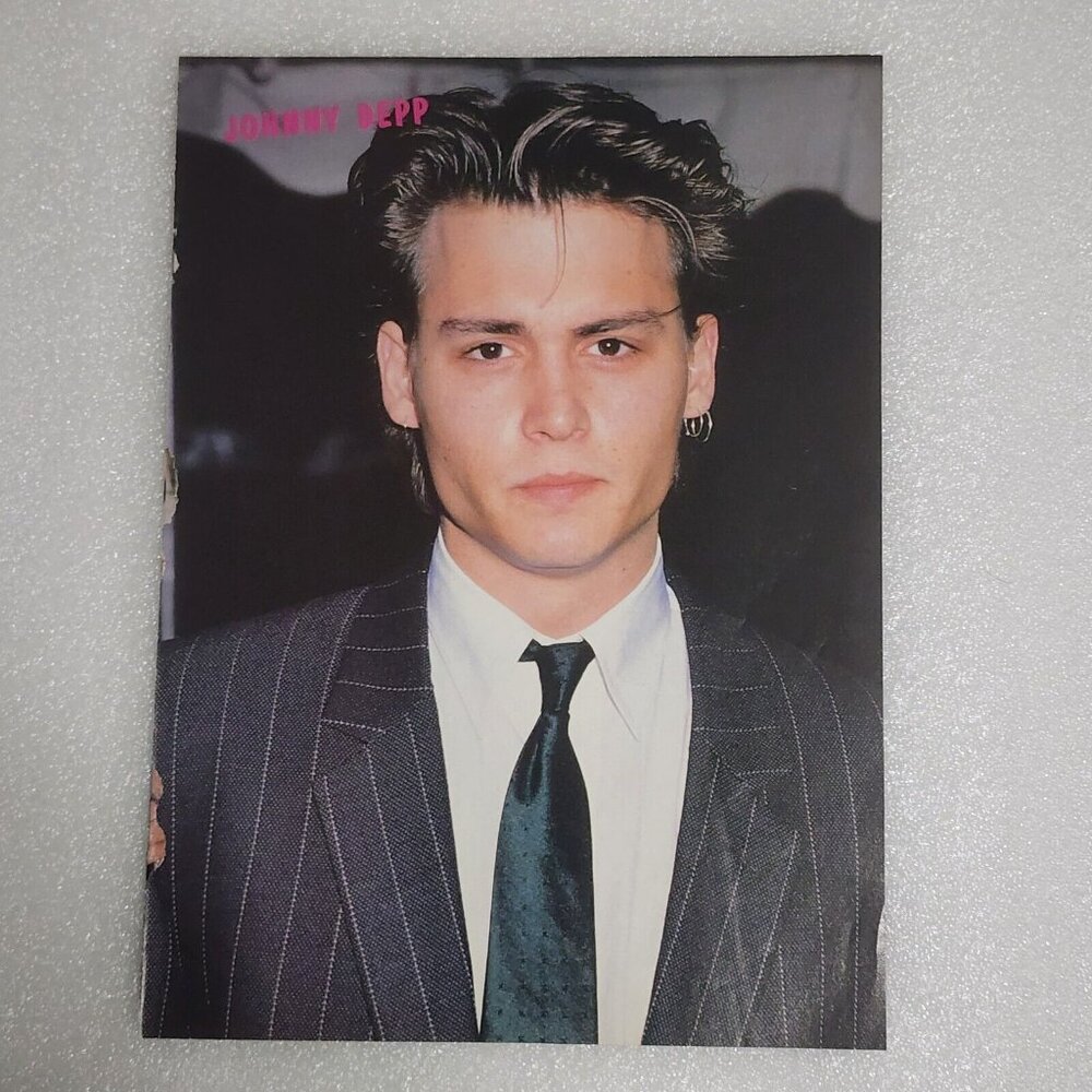 Johnny Depp Alyssa Milano double-sided poster pinup clipping vintage 8x10 1990s‎